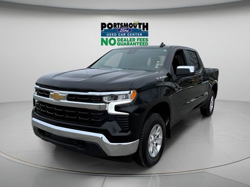 Used 2025 Chevrolet Silverado 1500 LT AWD/4WD image 12