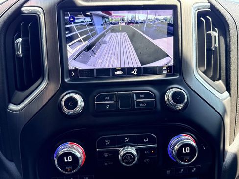 Used 2023 GMC Sierra 3500 Denali AWD/4WD image 31