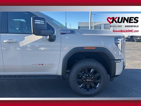 New 2026 GMC Sierra 2500 AT4 w/ AT4 Premium Plus Package image 13