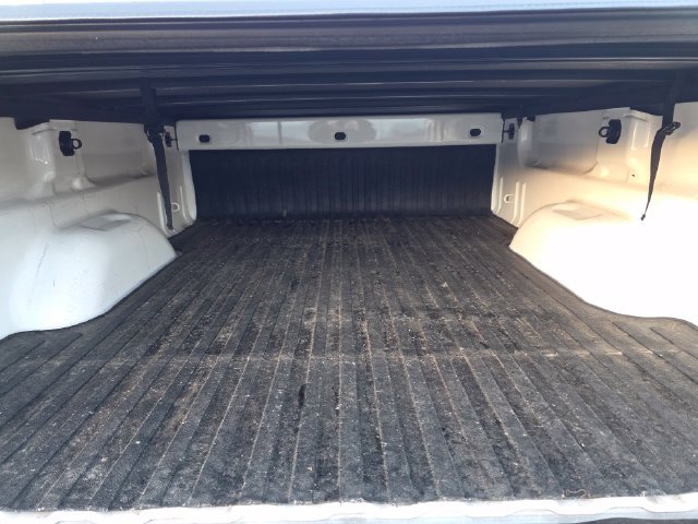 Used 2019 GMC Sierra 2500 SLT w/ Duramax Plus Package AWD/4WD image 4