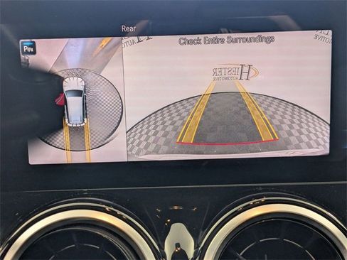 Used 2020 Mercedes-Benz GLB 250 GLB 250 image 21