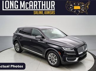 Used 2019 Lincoln Nautilus Select image 1