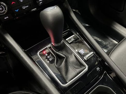 Certified 2024 Jeep Compass Limited image 19