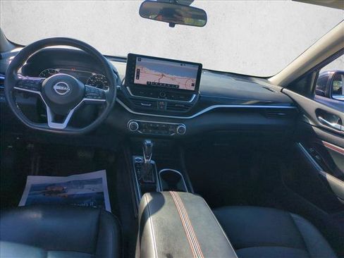Used 2023 Nissan Altima 2.5 SR w/ SR Premium Package FWD image 19