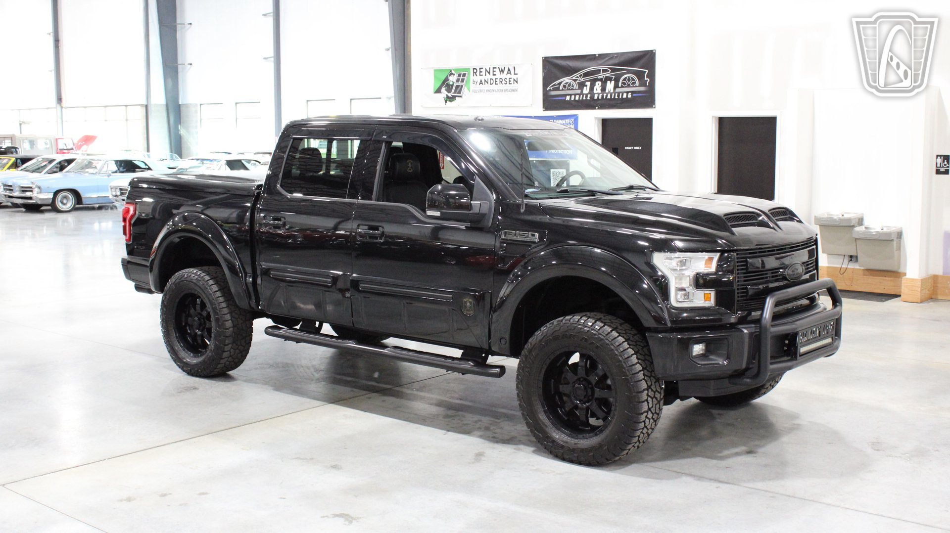 Used 2015 Ford F150 Lariat w/ Equipment Group 502A Luxury AWD/4WD image 24