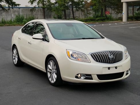 Used 2013 Buick Verano Premium image 5