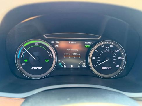 Used 2019 Kia Niro EX Premium w/ Sunroof Package FWD image 55