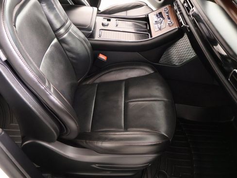 Used 2022 Lincoln Aviator Reserve w/ Equipment Group 201A image 14