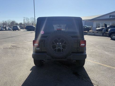 Used 2021 Jeep Wrangler Unlimited Islander image 26