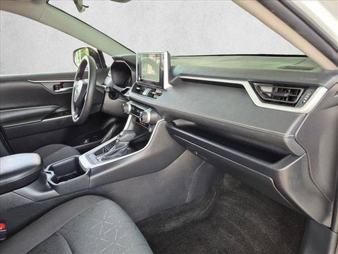 Certified 2025 Toyota RAV4 XLE AWD/4WD image 19