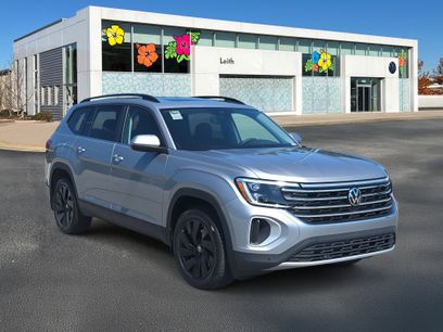 New 2026 Volkswagen Atlas SE