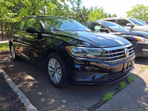 Used 2020 Volkswagen Jetta S w/ Driver Assistance Package FWD image 1