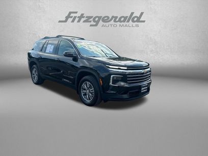 Used 2025 Chevrolet Traverse LT w/ LPO, Floor Liner Package