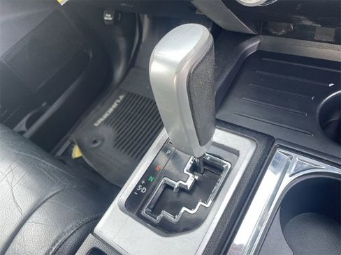 Used 2019 Toyota Tundra Limited image 25