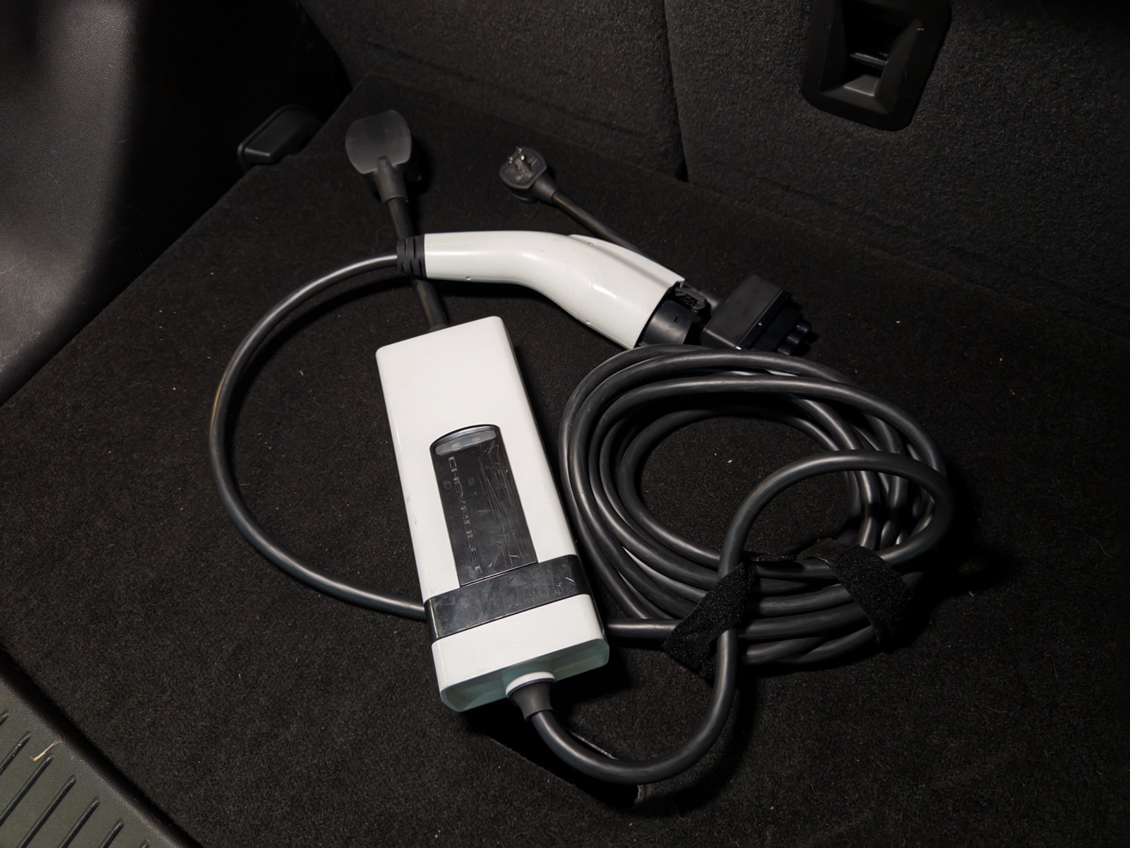 Used 2023 Chevrolet Bolt LT w/ Infotainment Package FWD image 6