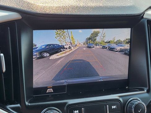 Used 2023 GMC Terrain SLT w/ LPO, Floor Liner Package AWD/4WD image 21