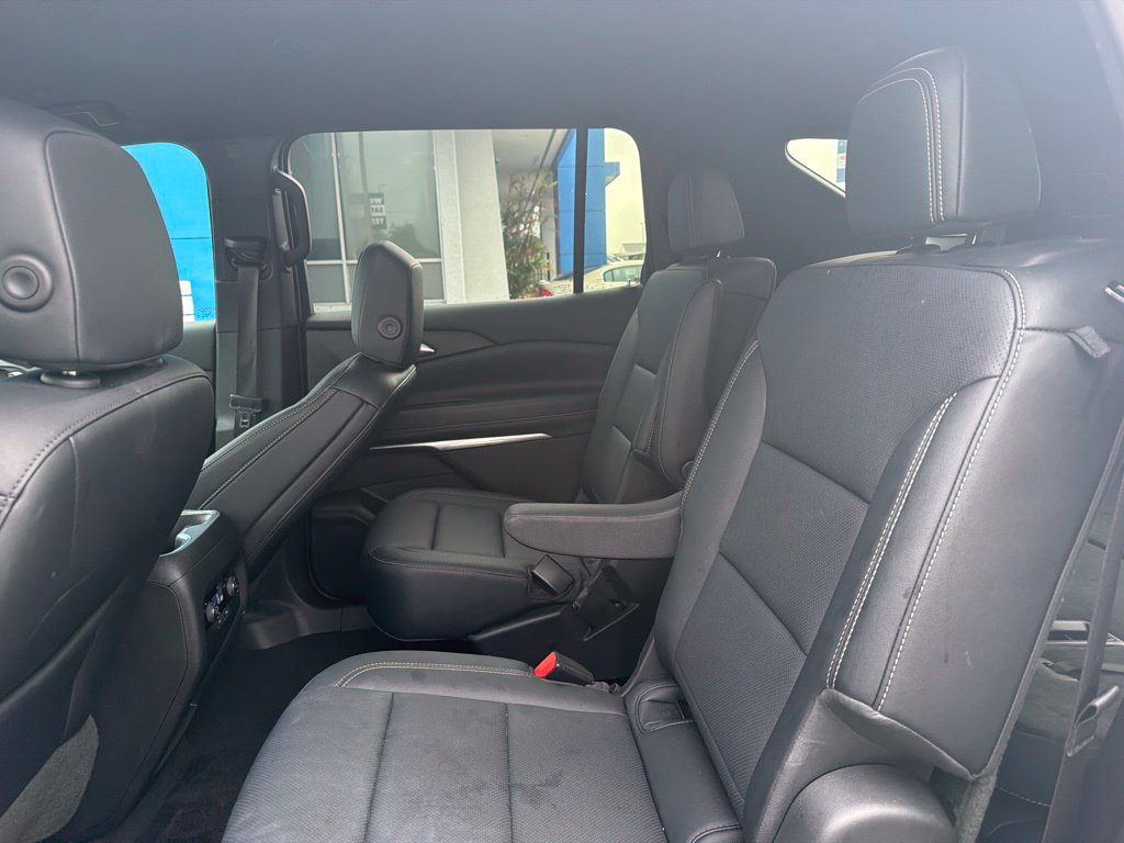 Used 2026 Chevrolet Traverse LT FWD image 10
