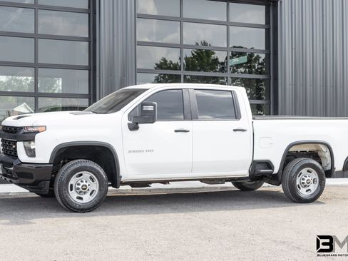 Used 2022 Chevrolet Silverado 2500 W/T w/ WT Fleet Convenience Package AWD/4WD image 3