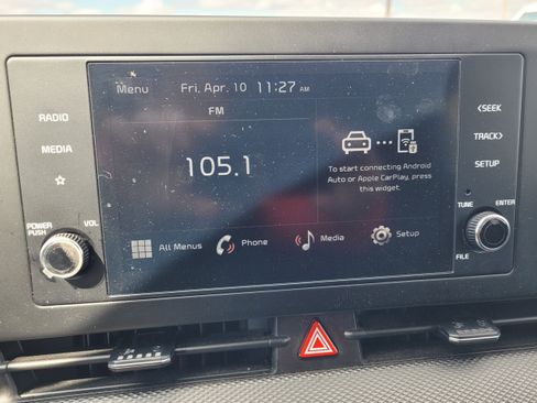 Used 2023 Kia Sportage LX image 15