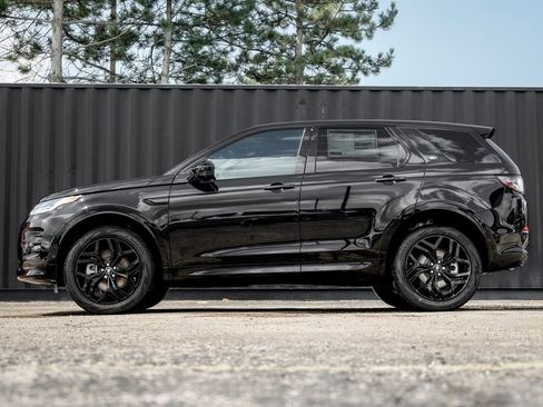 New 2026 Land Rover Discovery Sport Landmark AWD/4WD image 3