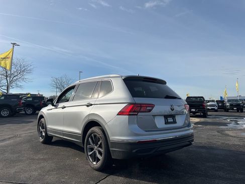 Used 2023 Volkswagen Tiguan SE image 6