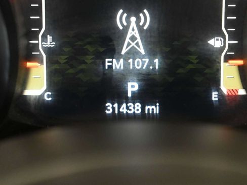 Used 2021 Jeep Gladiator Sport AWD/4WD image 35