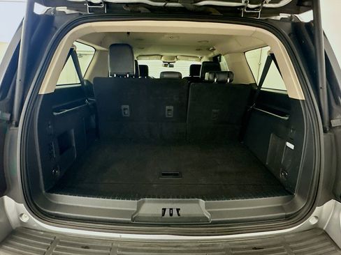 Used 2024 Ford Expedition Max XLT image 31
