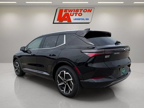 Certified 2025 Chevrolet Equinox EV LT FWD image 3