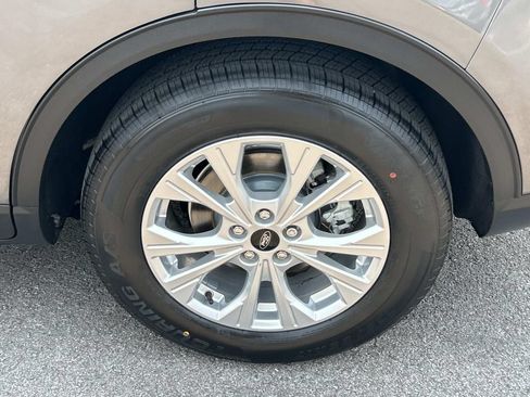 Used 2023 Ford Escape Active w/ Tech Pack #2 FWD image 19