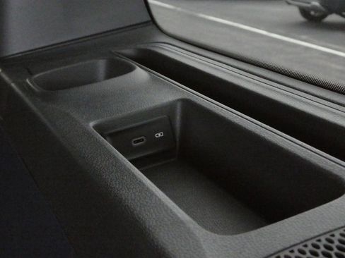 New 2025 Volkswagen ID. Buzz Pro S Plus image 27