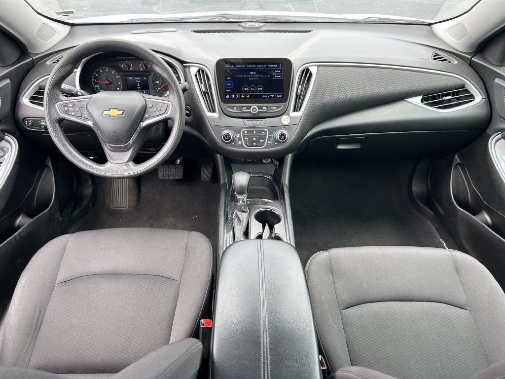 Used 2024 Chevrolet Malibu LT FWD image 29