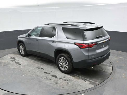 Used 2023 Chevrolet Traverse LT FWD image 34