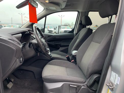 Used 2018 Ford Transit Connect XL image 9