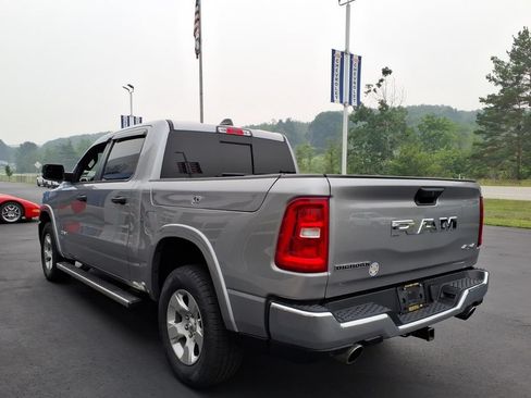 Used 2025 RAM 1500 Big Horn AWD/4WD image 5