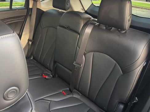 Used 2019 Buick Envision Premium AWD/4WD image 32