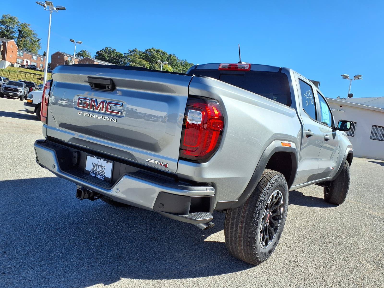 New 2026 GMC Canyon AT4 AWD/4WD image 20