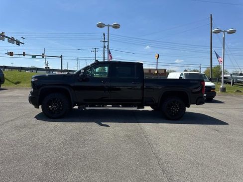 New 2026 Chevrolet Silverado 2500 LTZ w/ LTZ Plus Package AWD/4WD image 7