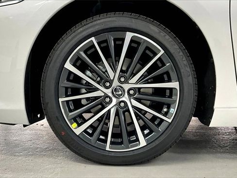 New 2025 Lexus ES 350 350 image 12