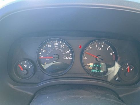 Used 2010 Jeep Patriot Sport image 21