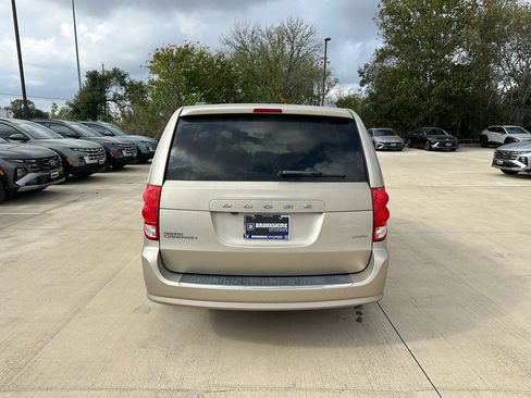Used 2013 Dodge Grand Caravan Crew w/ Entertainment Group 1 image 6