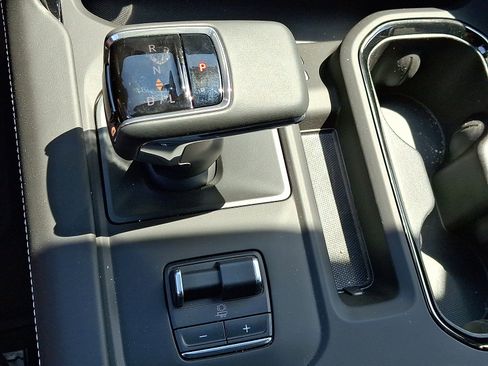 New 2025 GMC Sierra 1500 AT4X w/ AT4X AEV Edition image 7