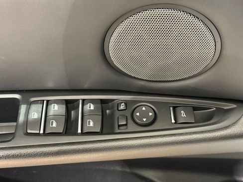 Used 2018 BMW X6 M Base image 16