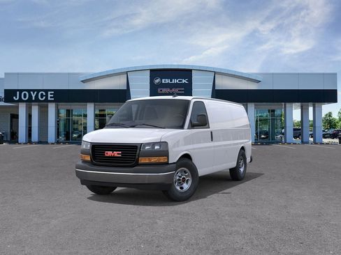 New 2026 GMC Savana 3500 w/ Driver Convenience Package image 8