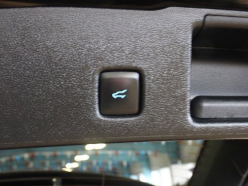 Used 2022 Ford Escape SE w/ Convenience Package image 19