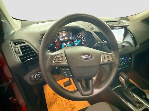 Used 2018 Ford Escape SE w/ SE Sync 3 Package image 12