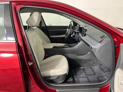 Used 2024 Hyundai Sonata SEL image 17