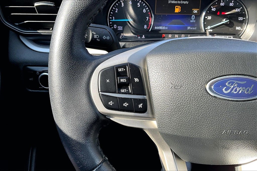 Certified 2023 Ford Explorer XLT AWD/4WD image 17