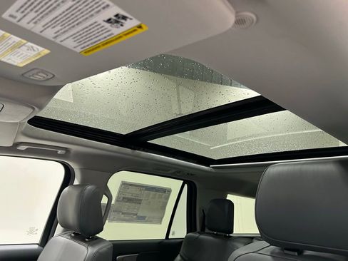 New 2025 Ford Expedition Max Active image 26