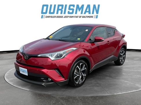 Used 2018 Toyota C-HR XLE FWD image 2