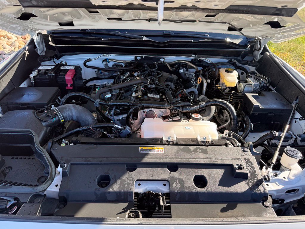 Used 2025 Toyota Tacoma SR5 AWD/4WD image 32